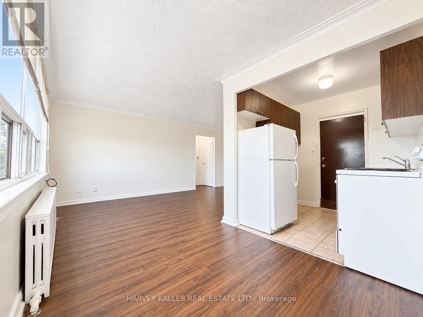 402 - 1490 Eglinton Avenue W, Toronto, Ontario M6E 2G5 - Photo 4 - W13798440