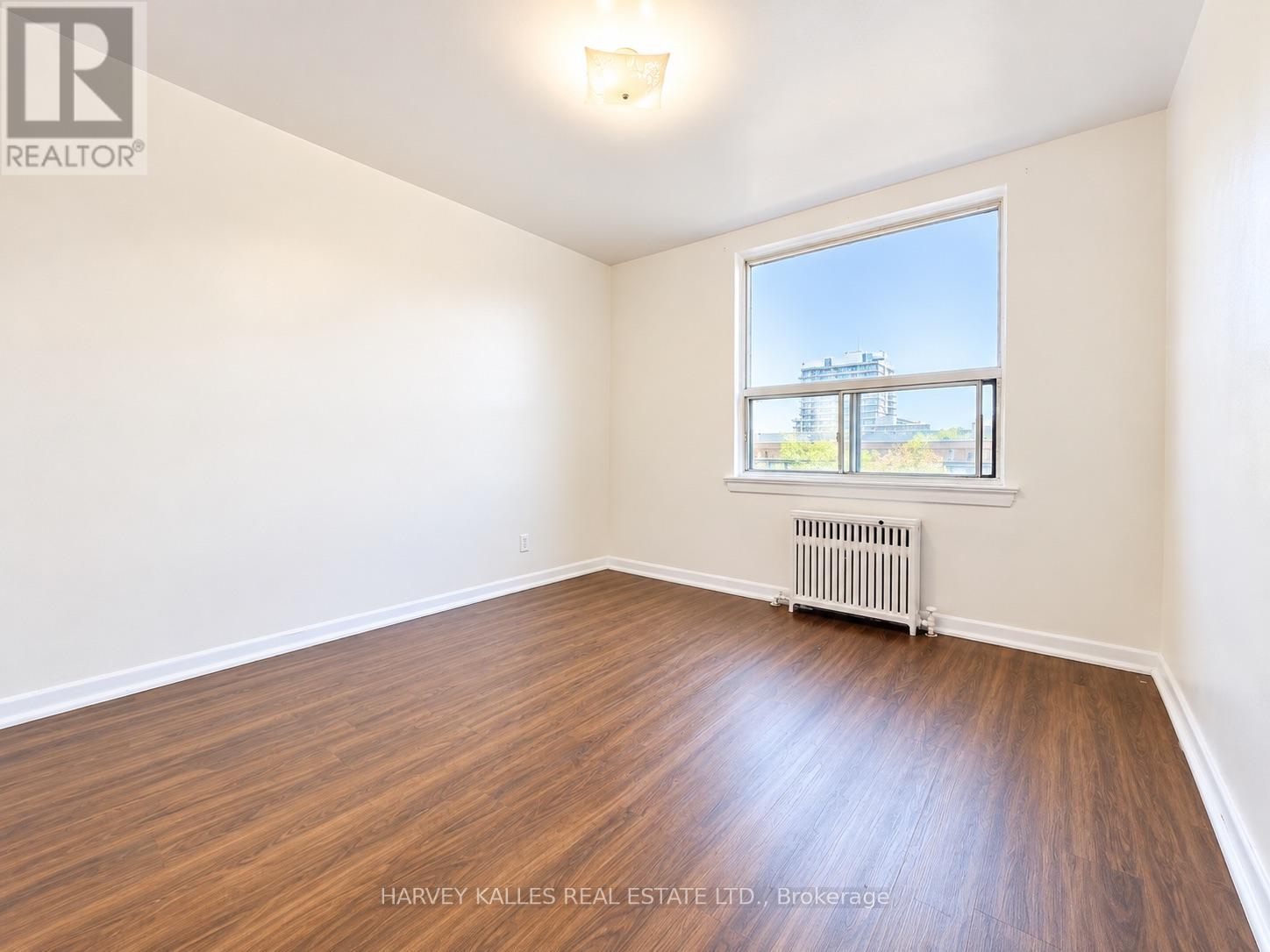 402 - 1490 Eglinton Avenue W, Toronto, Ontario M6E 2G5 - Photo 10 - W13798440
