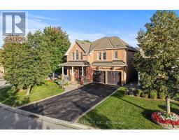 29 ROYAL LINKS CIRCLE, Brampton, Ontario
