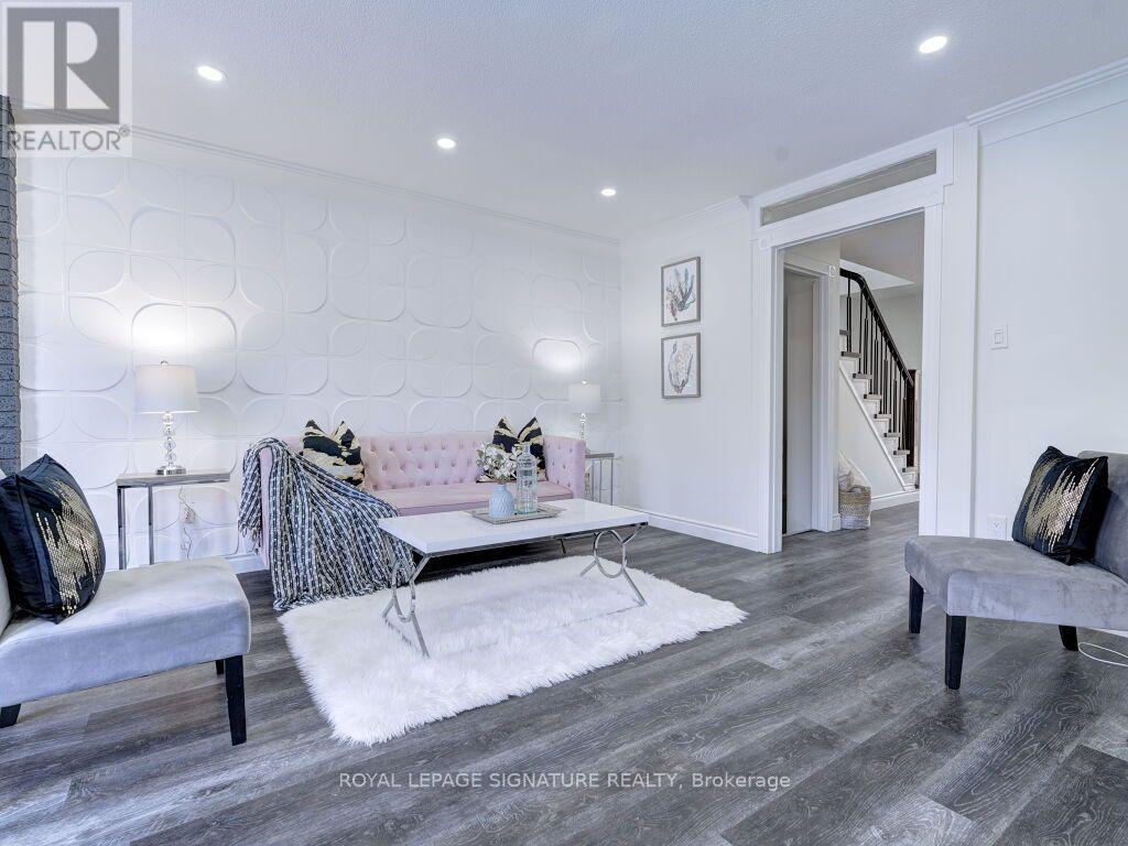 370 Hansen Road, Brampton, Ontario  L6V 3P7 - Photo 17 - W13779588