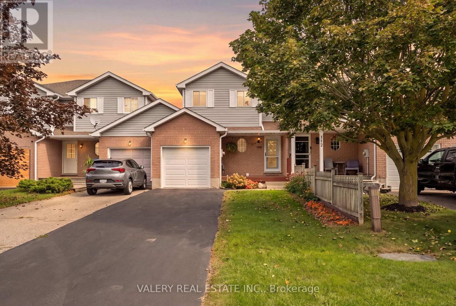 108 TAIT CRESCENT, Centre Wellington, Ontario