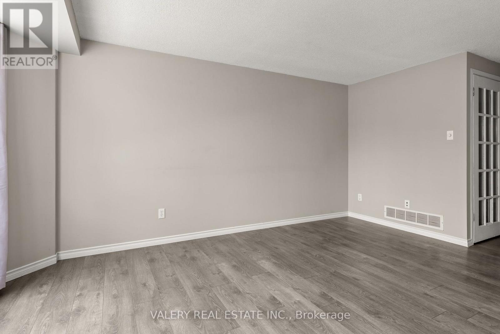108 Tait Crescent, Centre Wellington, Ontario  N1M 3P5 - Photo 11 - X13810102