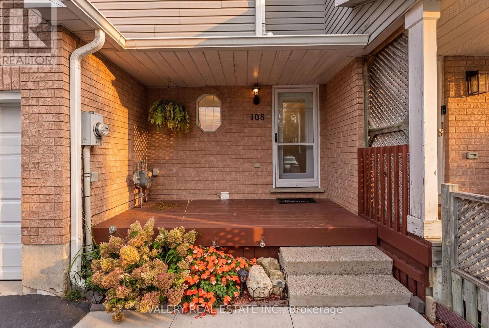 108 Tait Crescent, Centre Wellington, Ontario  N1M 3P5 - Photo 2 - X13810102