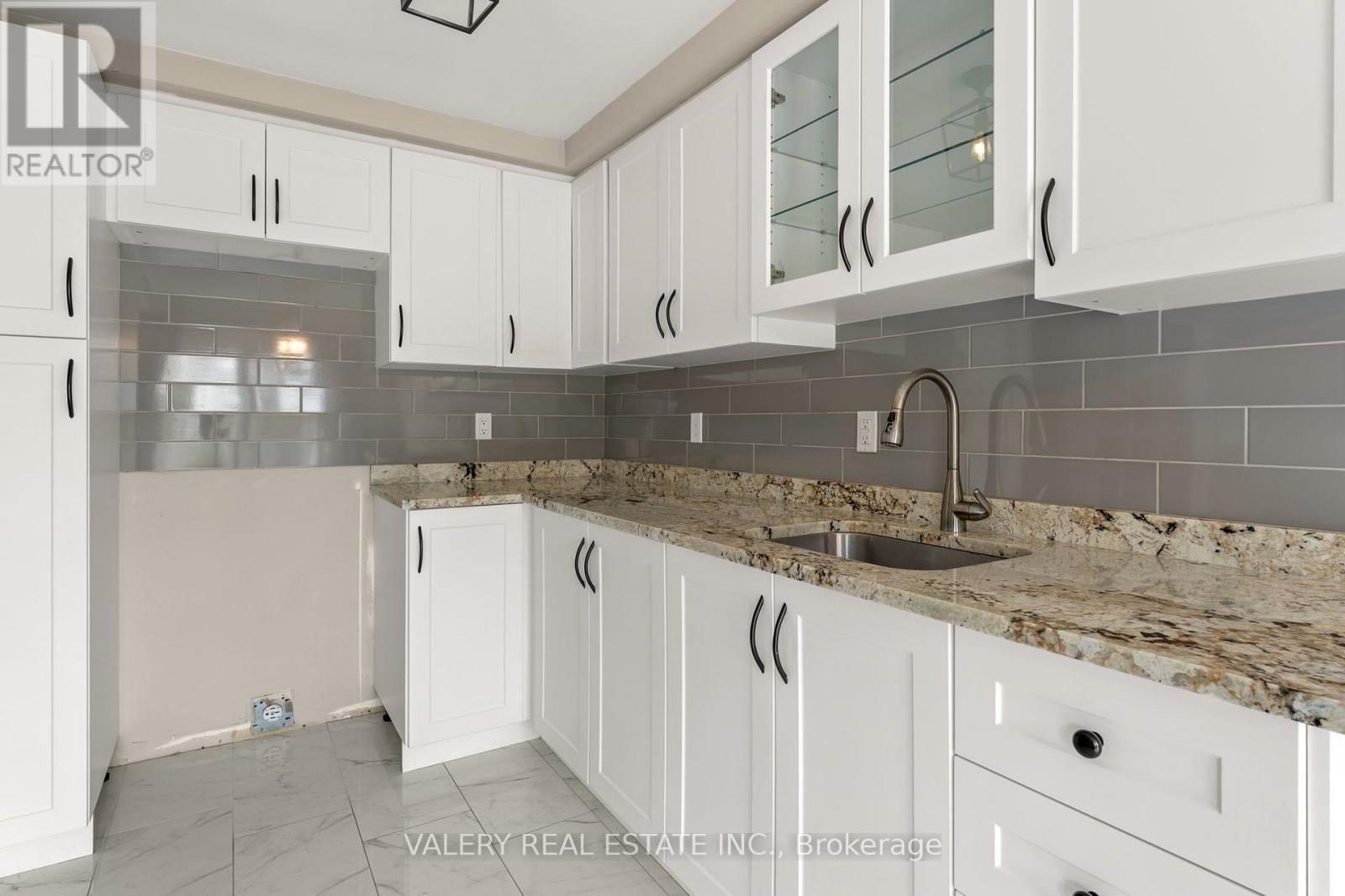 108 Tait Crescent, Centre Wellington, Ontario  N1M 3P5 - Photo 4 - X13810102