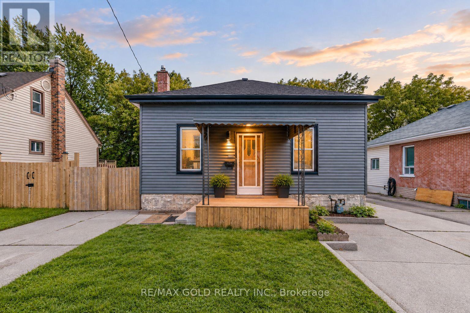 108 NORFOLK AVENUE, Cambridge, Ontario