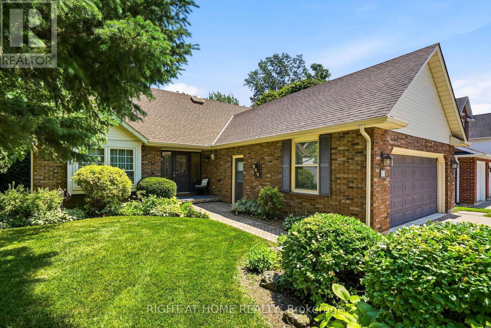 15 The Promenade, Niagara-On-The-Lake, Ontario  L0S 1J0 - Photo 5 - X13810318
