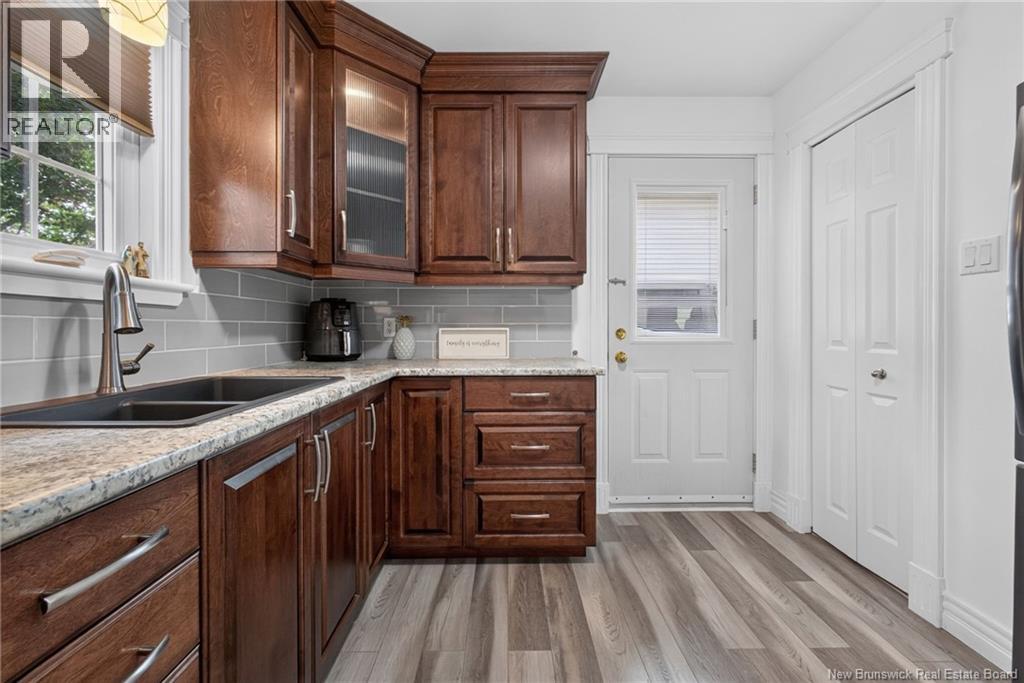 251 Hennessey Road, Moncton, New Brunswick  E1A 5L7 - Photo 6 - NB148230