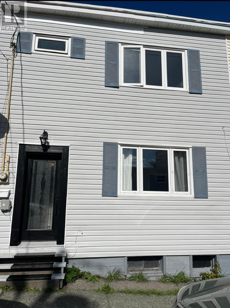 30 Boncloddy Street, St.John's — photo 2