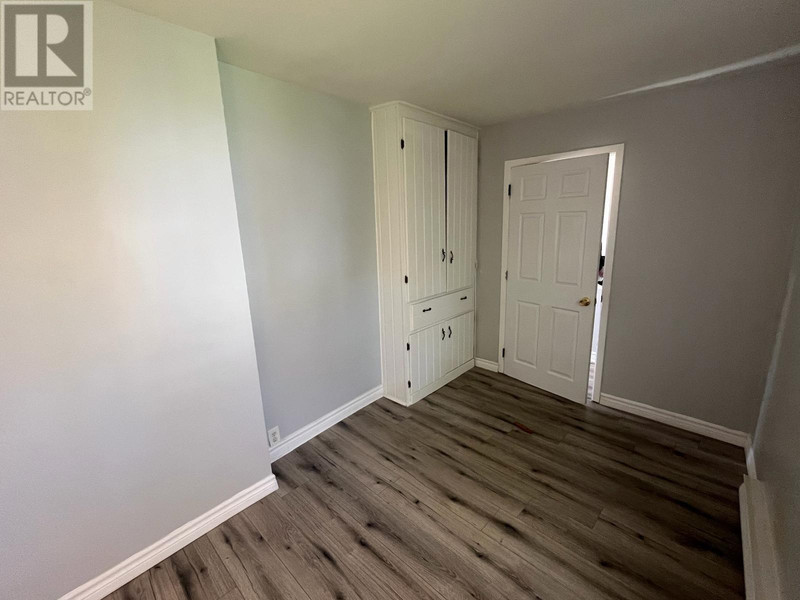 30 Boncloddy Street, St.John's — photo 8