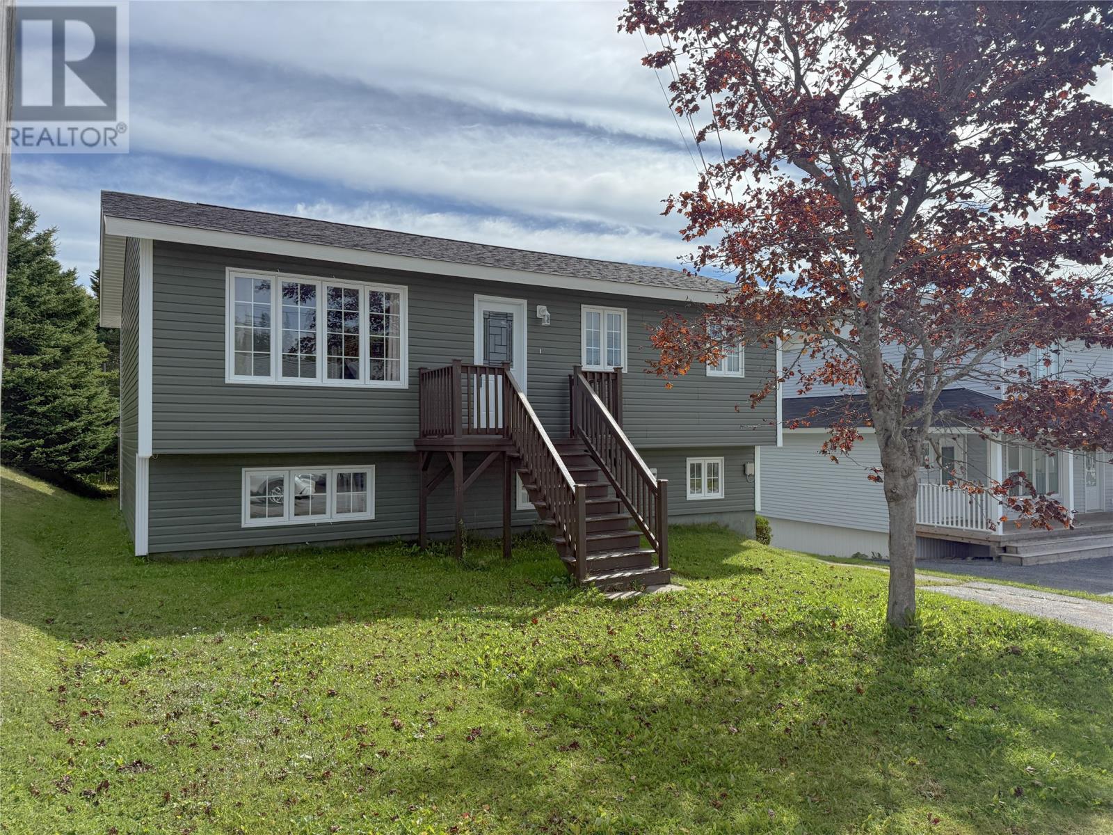18 Mountainview Road, Massey Drive