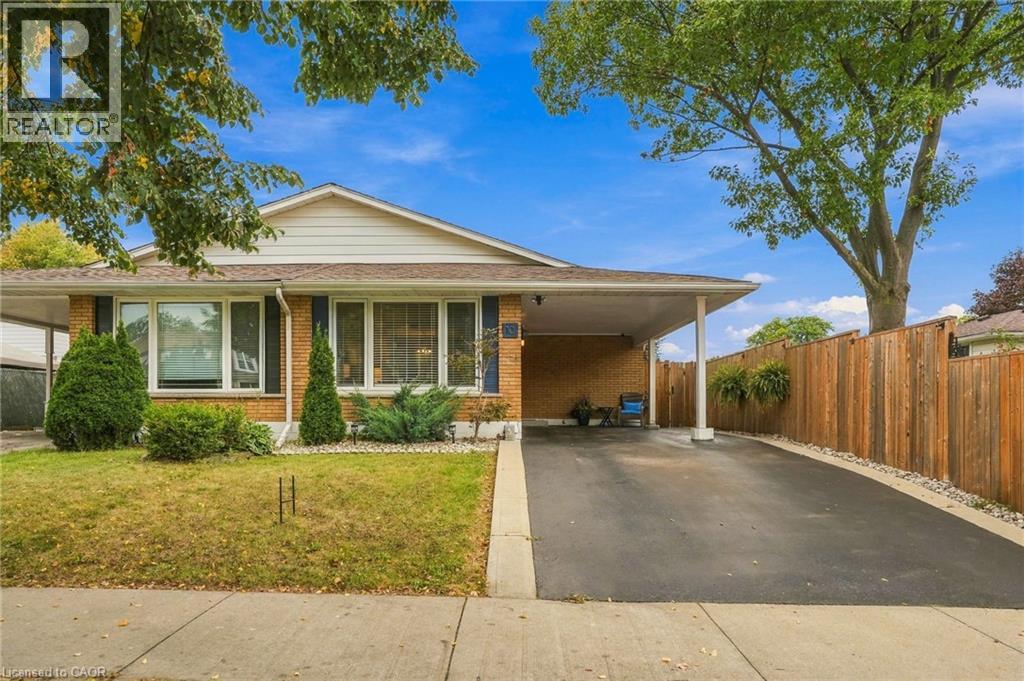 10 COURTLAND Avenue, Hamilton, Ontario