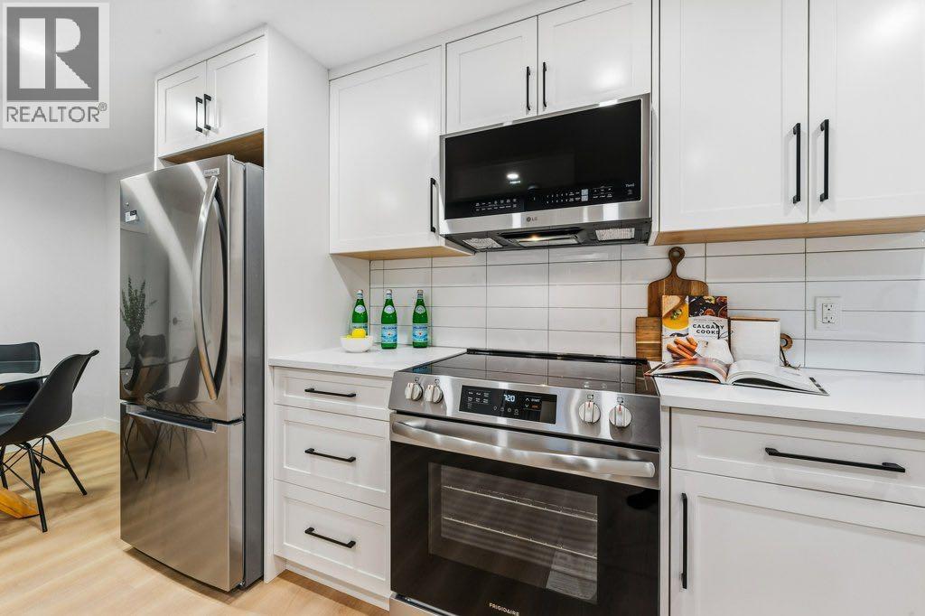64 Doverview Place SE, Calgary, Alberta  T2B 1Z5 - Photo 31 - A2344806