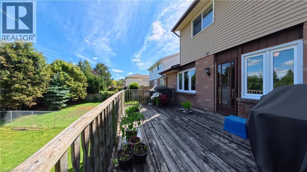 56 Scenic Wood Crescent, Kitchener, Ontario  N2A 3N6 - Photo 43 - 40865235