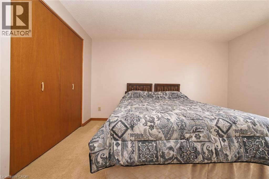 56 Scenic Wood Crescent, Kitchener, Ontario  N2A 3N6 - Photo 31 - 40865235