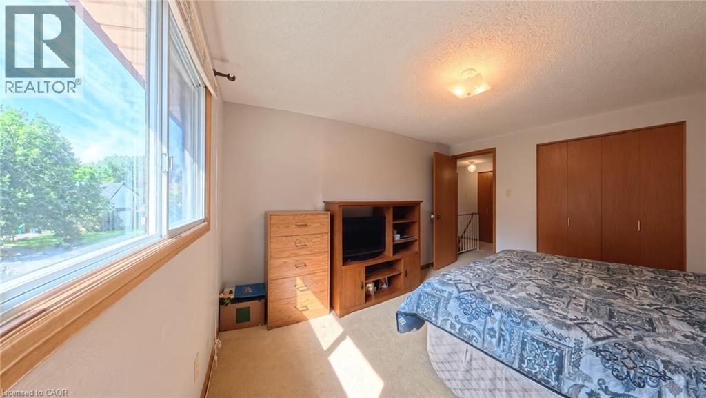 56 Scenic Wood Crescent, Kitchener, Ontario  N2A 3N6 - Photo 34 - 40865235