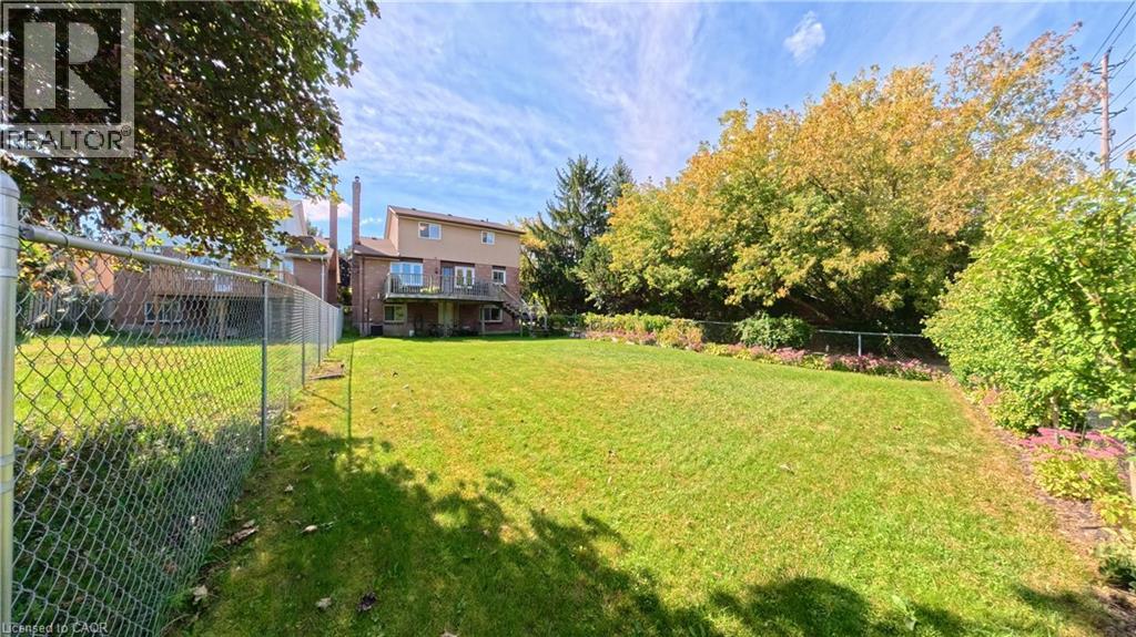 56 Scenic Wood Crescent, Kitchener, Ontario  N2A 3N6 - Photo 44 - 40865235