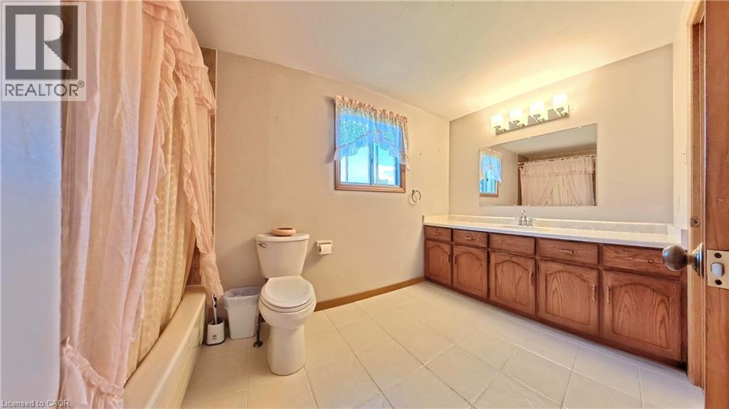 56 Scenic Wood Crescent, Kitchener, Ontario  N2A 3N6 - Photo 26 - 40865235