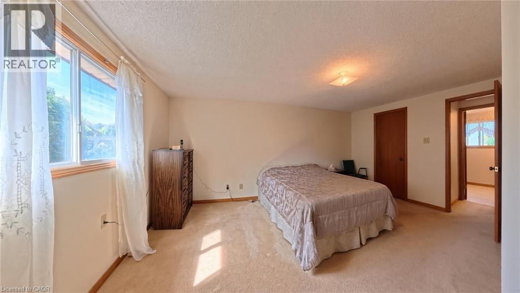 56 Scenic Wood Crescent, Kitchener, Ontario  N2A 3N6 - Photo 32 - 40865235