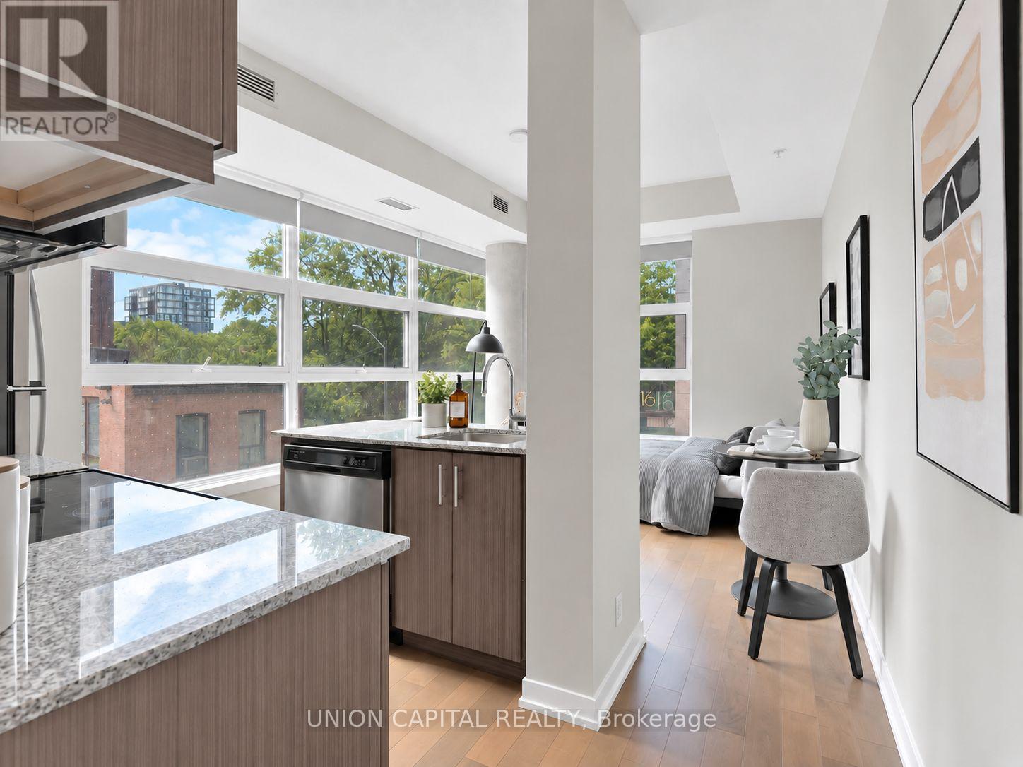 202 - 10 Willison Square, Toronto, Ontario  M5T 0A8 - Photo 13 - C13809814