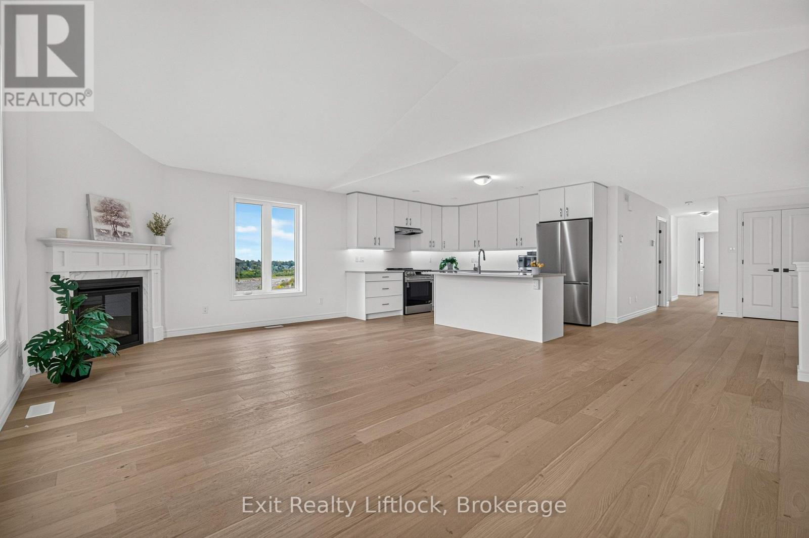 727 Latimer Way, Peterborough (Monaghan Ward 2), Ontario  K9K 0H4 - Photo 8 - X13446554