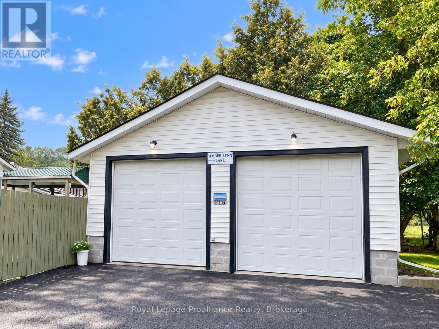 115 Nicholas Street, Quinte West, Ontario  K8V 6E8 - Photo 5 - X13663162