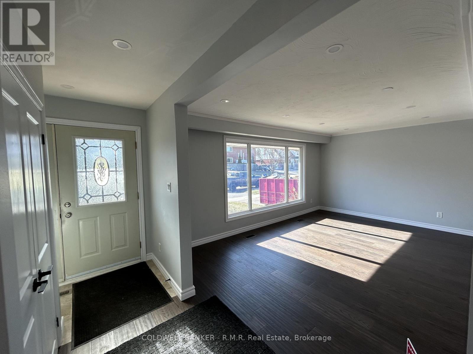 Main - 125 Cabot Street, Oshawa, Ontario  L1J 5R8 - Photo 2 - E13810434