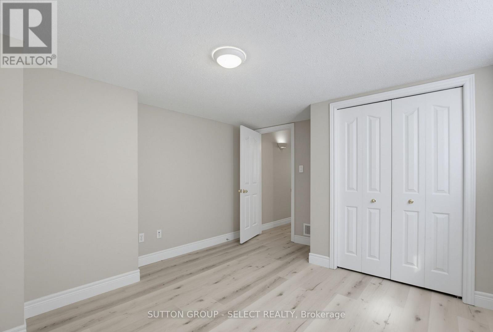 858 Cresthaven Crescent, London South, Ontario  N6K 4W4 - Photo 37 - X13810362