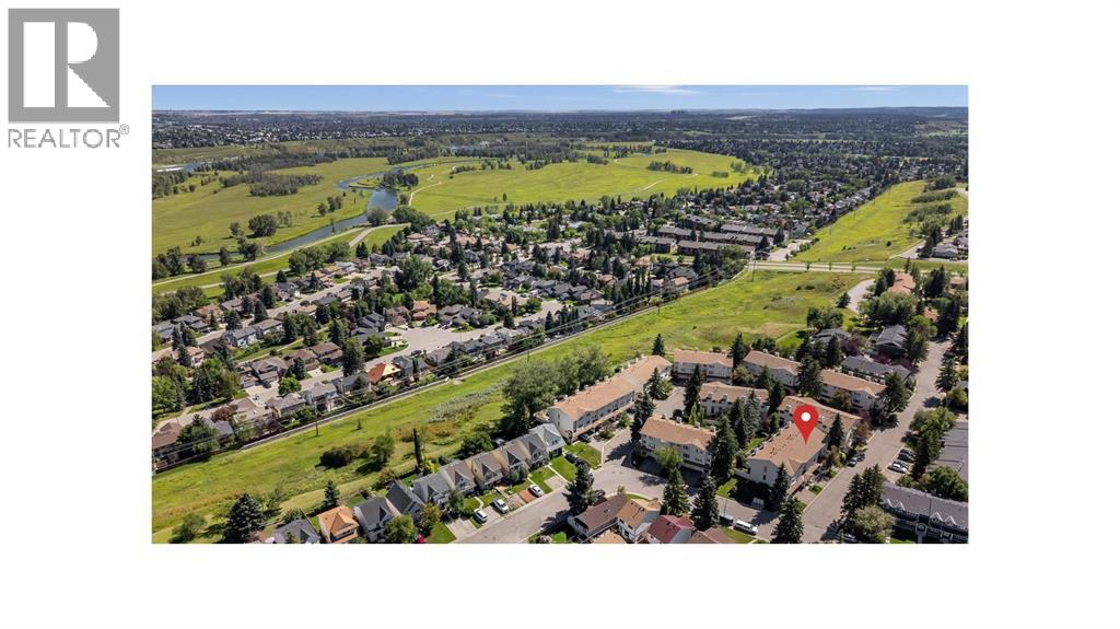 208 Queenston Heights SE photo 35