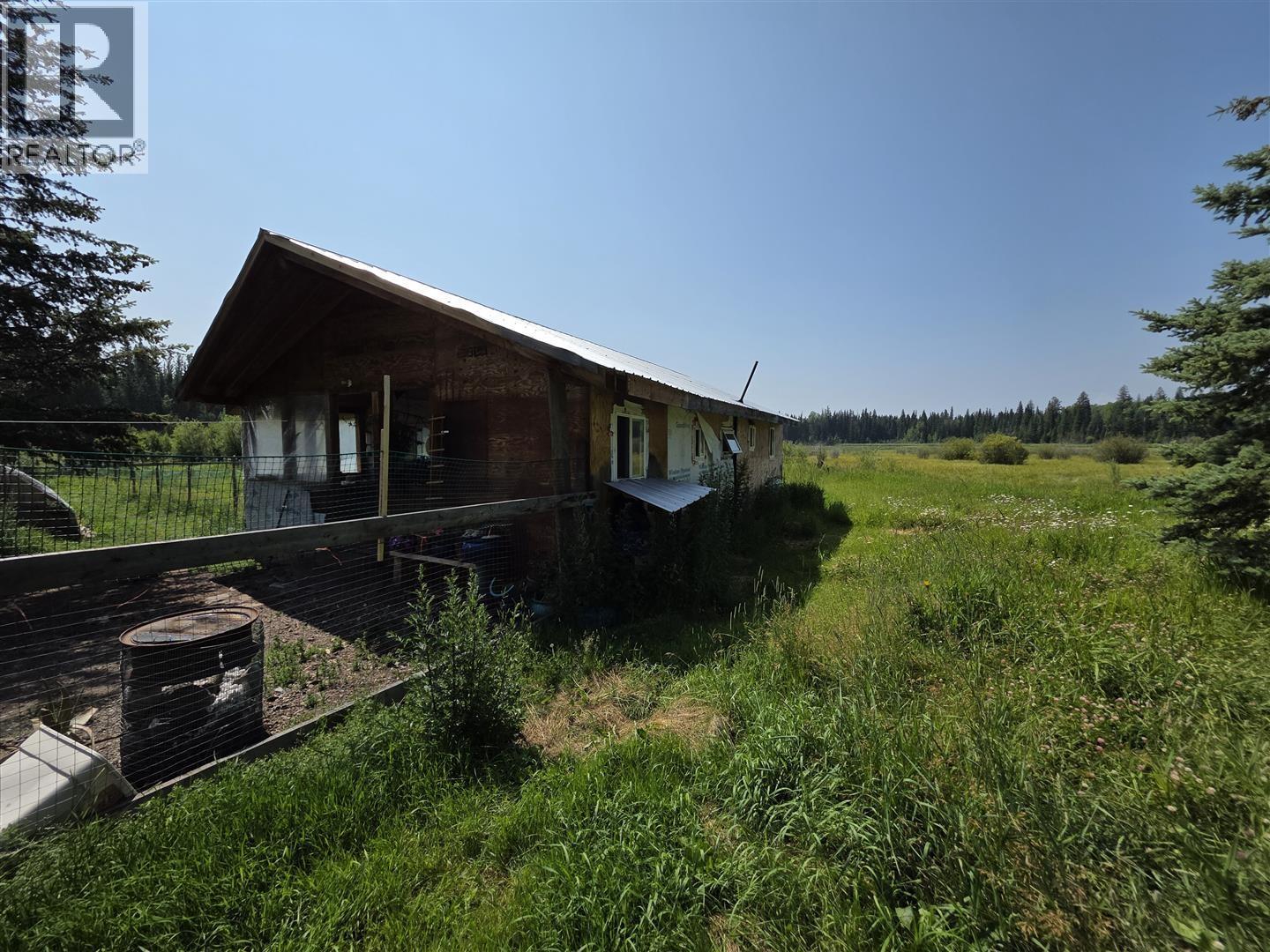 1462 Walters Lake Road, Horsefly, British Columbia  V0L 1L0 - Photo 18 - R3167743