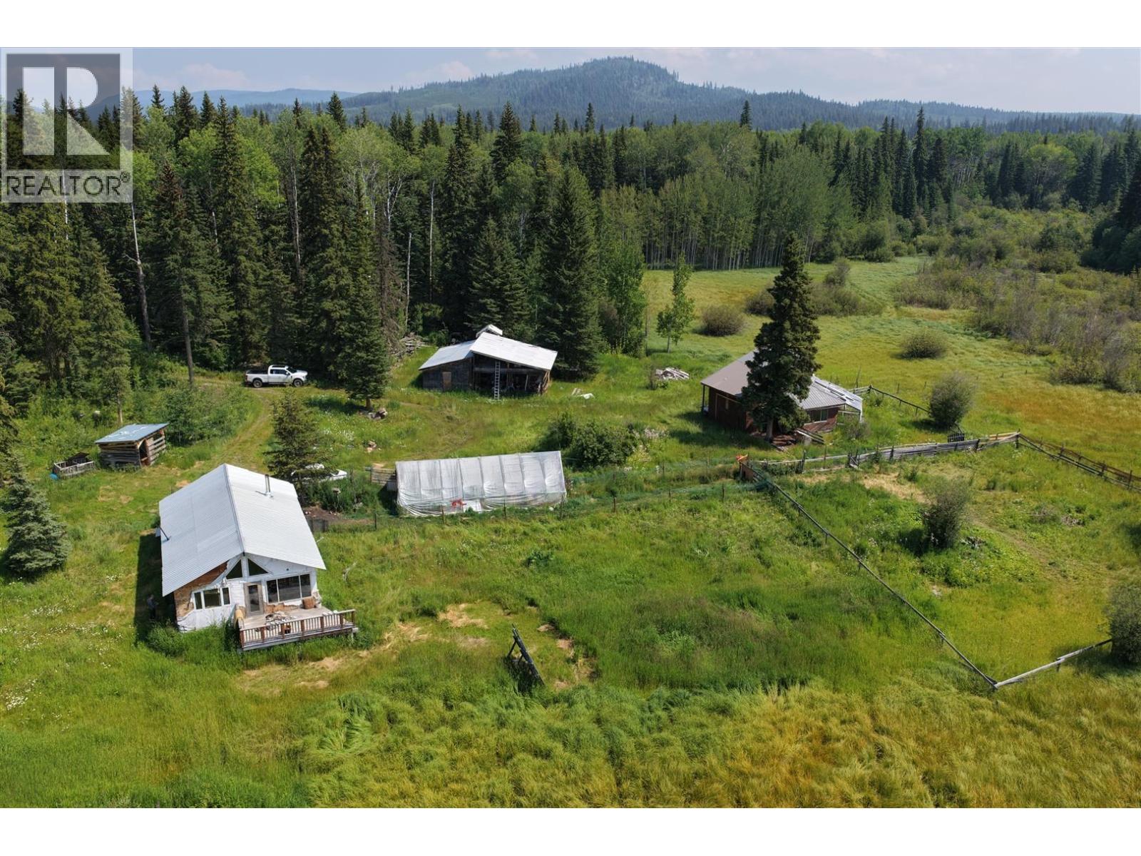 1462 Walters Lake Road, Horsefly, British Columbia  V0L 1L0 - Photo 6 - R3167743