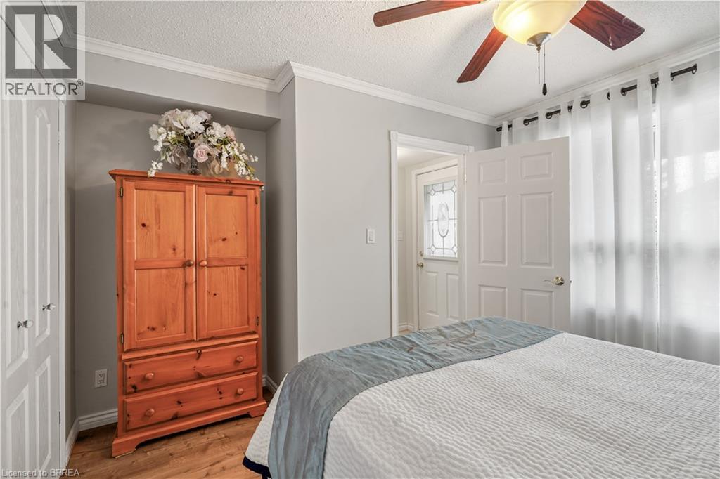 24 Elliott Avenue, Brantford, Ontario  N3T 1E5 - Photo 6 - 40864719