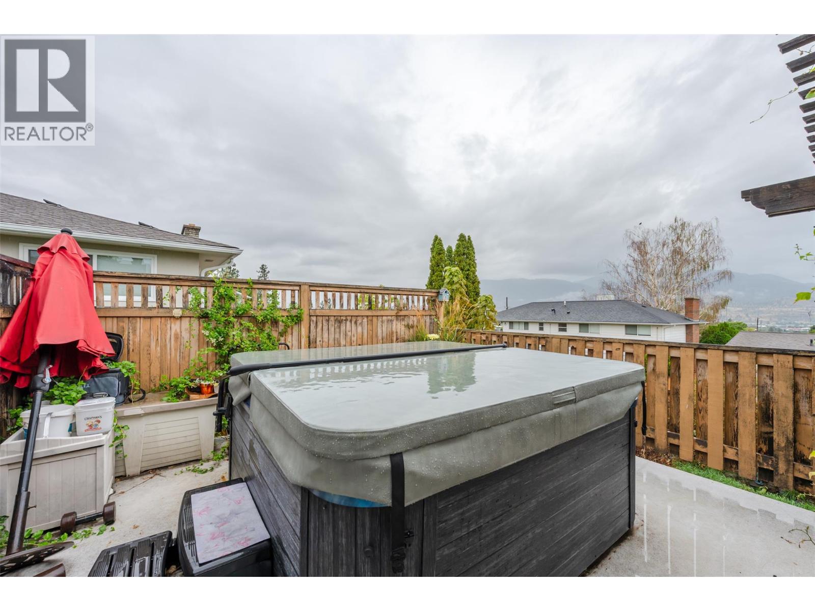 902 Maccleave Avenue, Penticton, British Columbia  V2A 3C5 - Photo 13 - 10401366