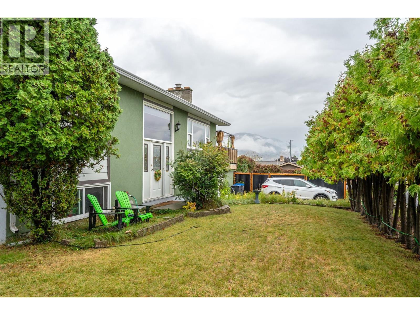 902 Maccleave Avenue, Penticton, British Columbia  V2A 3C5 - Photo 34 - 10401366