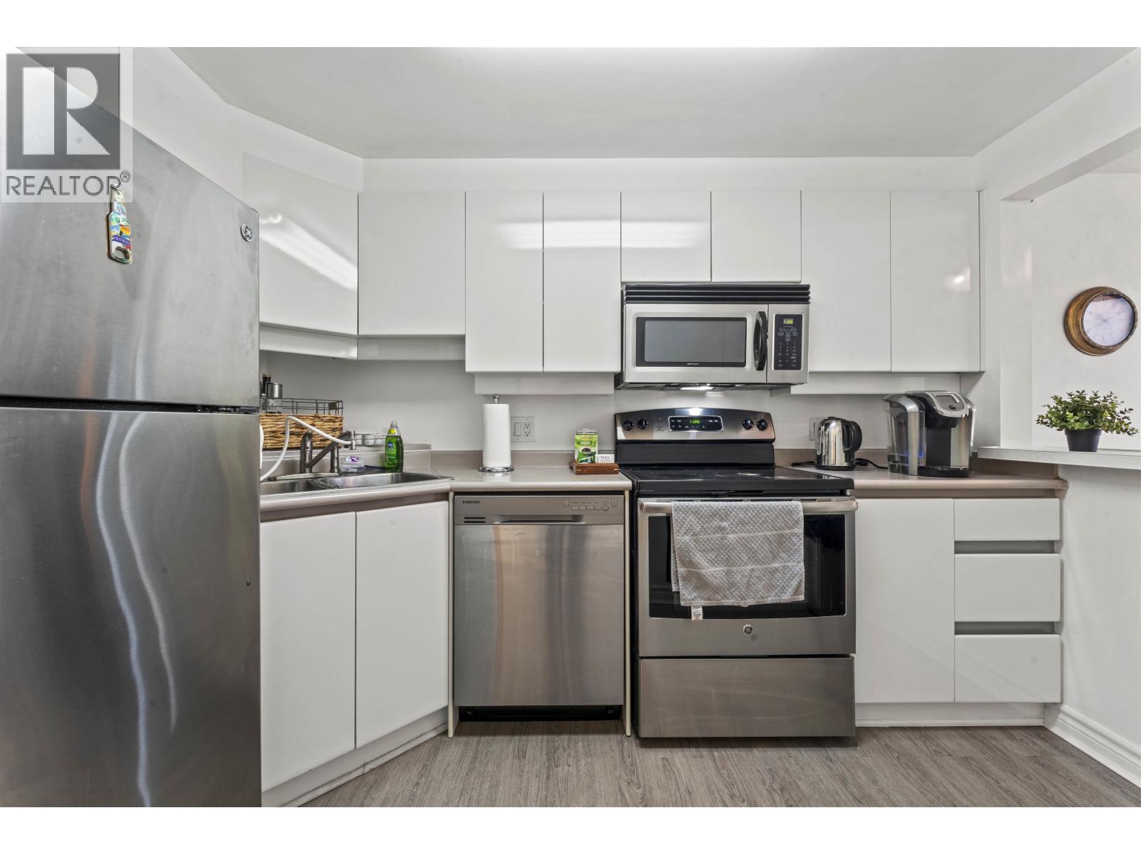 2102 930 Cambie Street, Vancouver, British Columbia  V6B 5X6 - Photo 4 - R3167692