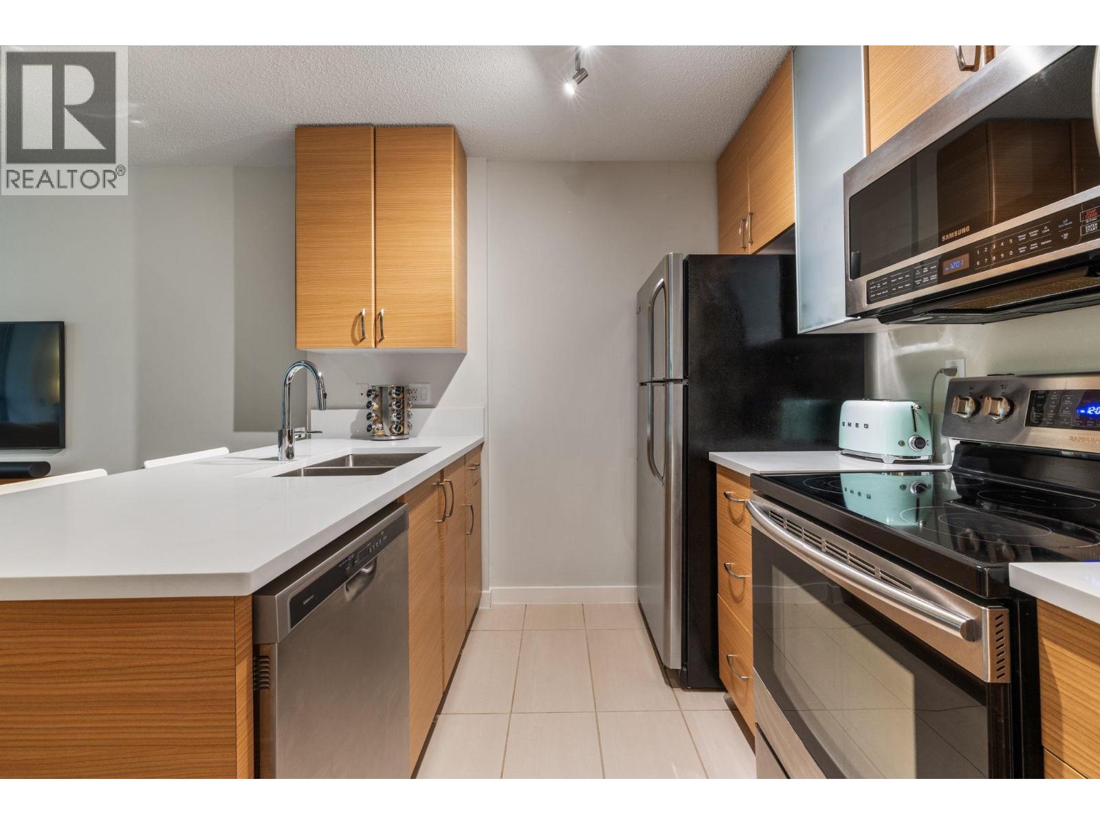 306 977 Mainland Street, Vancouver, British Columbia  V6B 1T2 - Photo 9 - R3167694