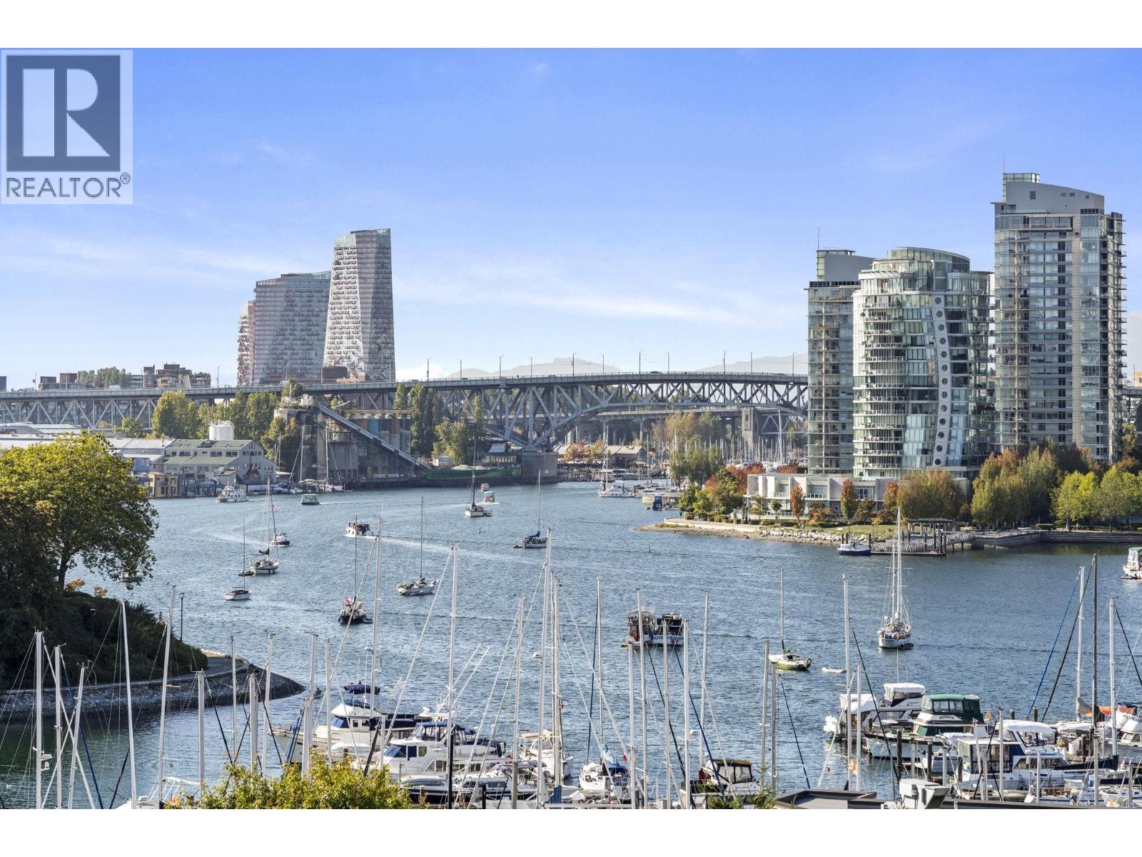 904 522 Moberly Road, Vancouver, British Columbia  V5Z 4G4 - Photo 3 - R3167713