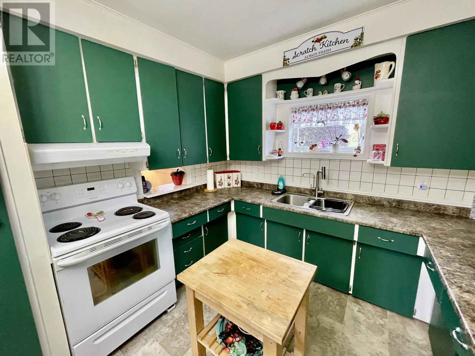 58 Elder Street, Alberton, Prince Edward Island  C0B 1B0 - Photo 5 - 202623954