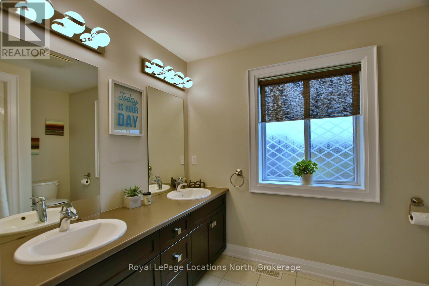 22 Portland Street, Collingwood, Ontario  L9Y 0W9 - Photo 35 - S13810462
