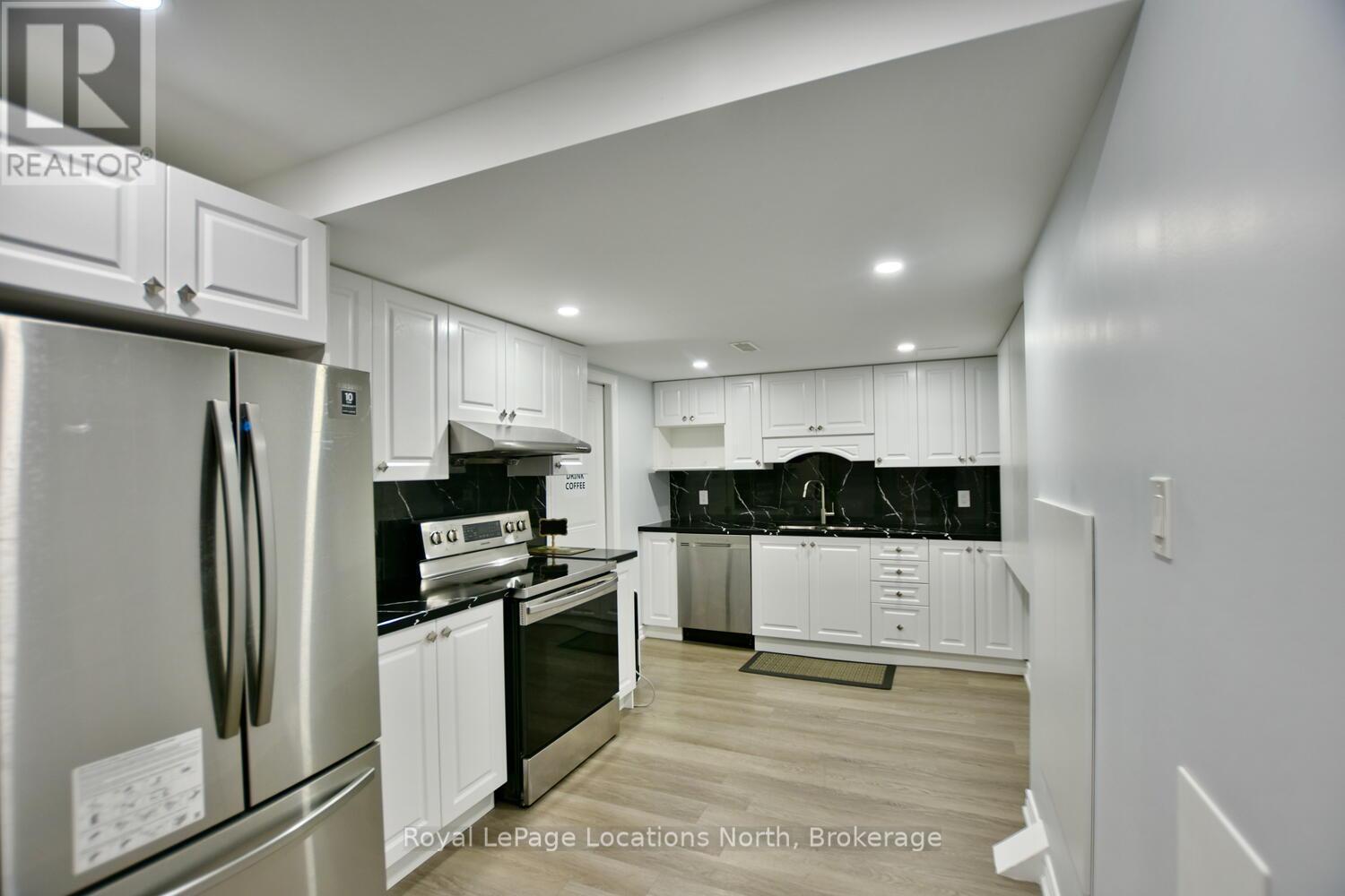 22 Portland Street, Collingwood, Ontario  L9Y 0W9 - Photo 42 - S13810462