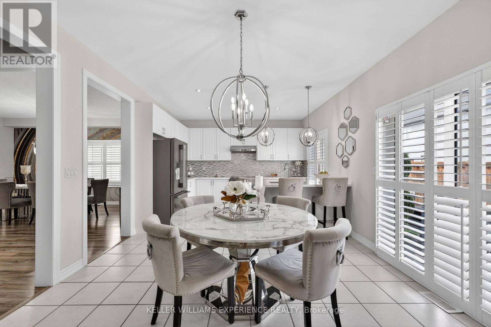 105 Decarolis Crescent, Essa, Ontario L3W 0B4 - Photo 11 - N13759486