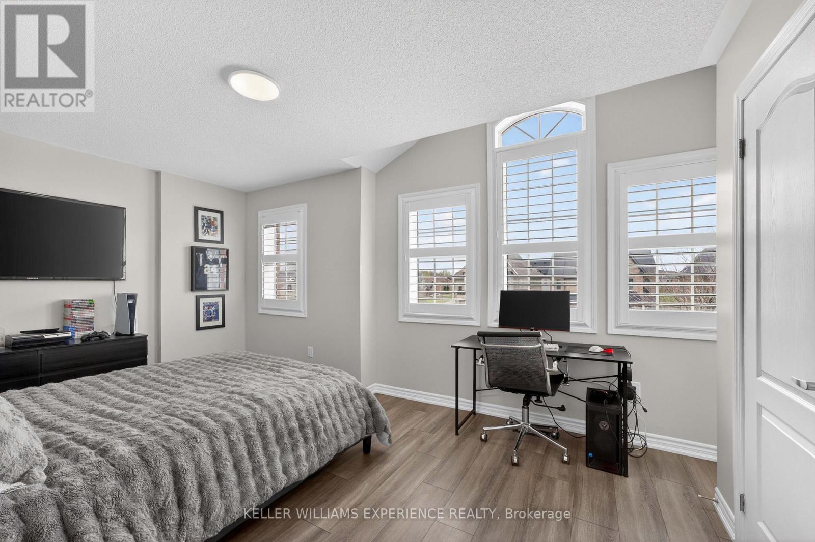 105 Decarolis Crescent, Essa, Ontario L3W 0B4 - Photo 21 - N13759486