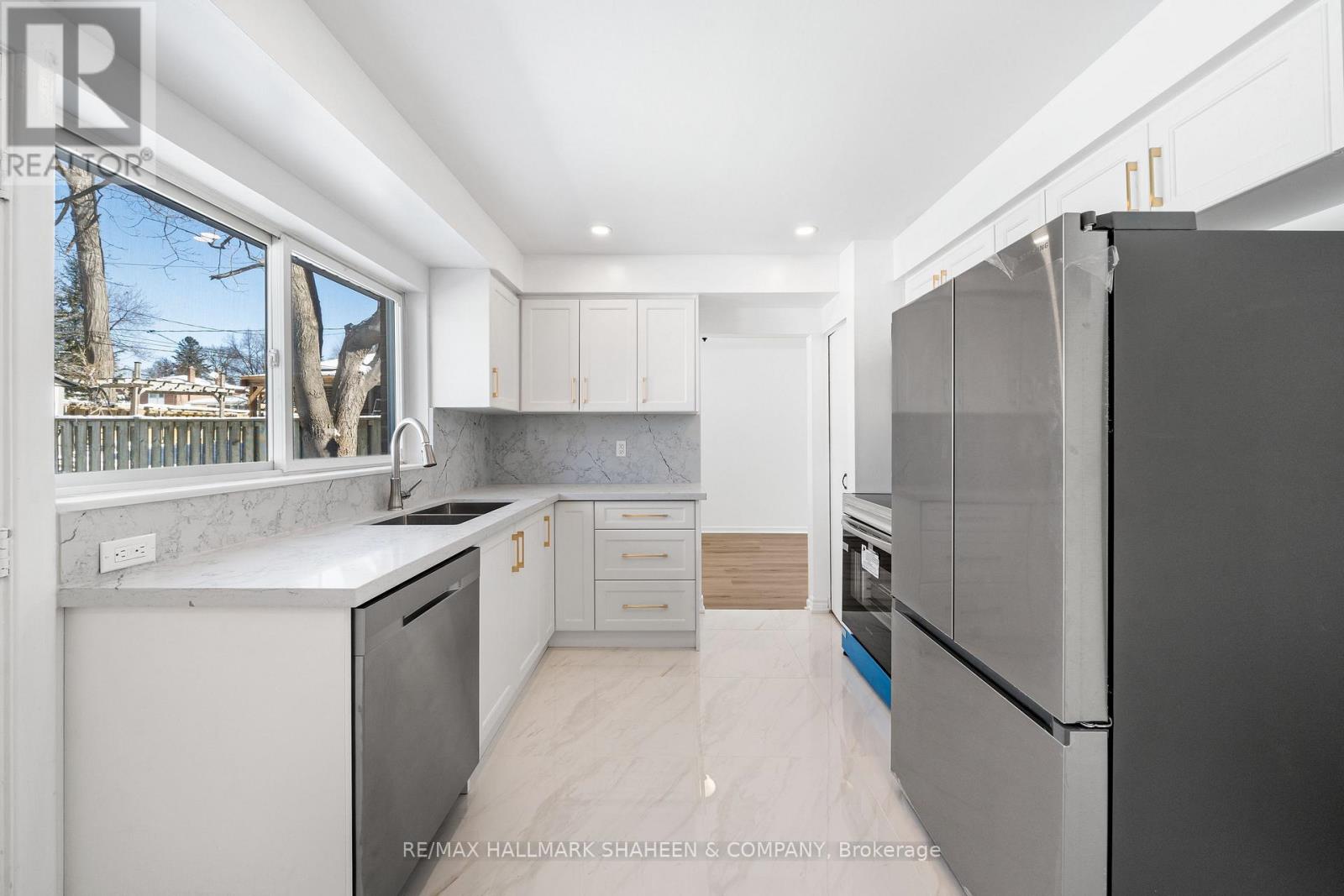 Main - 96 Rameau Drive, Toronto, Ontario  M2H 1T9 - Photo 8 - C13809110