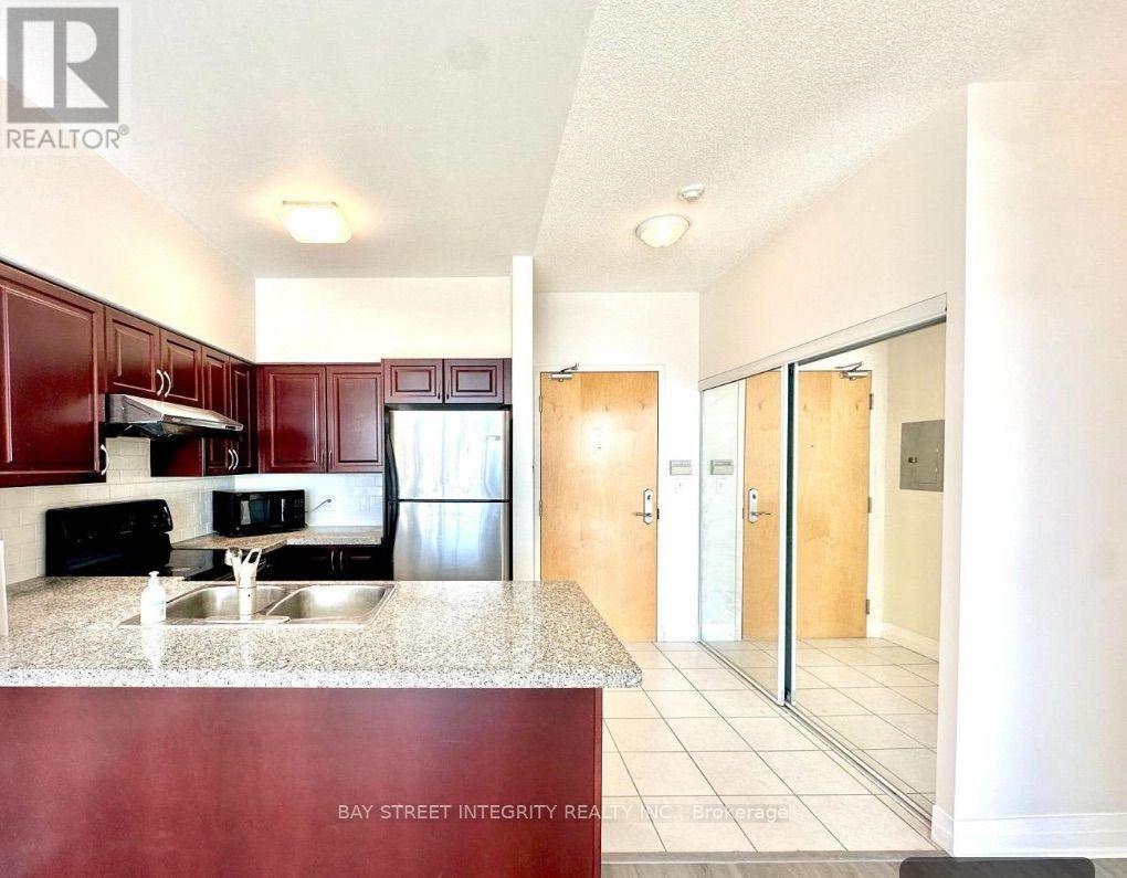Ph02 - 7373 Kennedy Road, Markham, Ontario L3R 1H6 - Photo 3 - N13806414