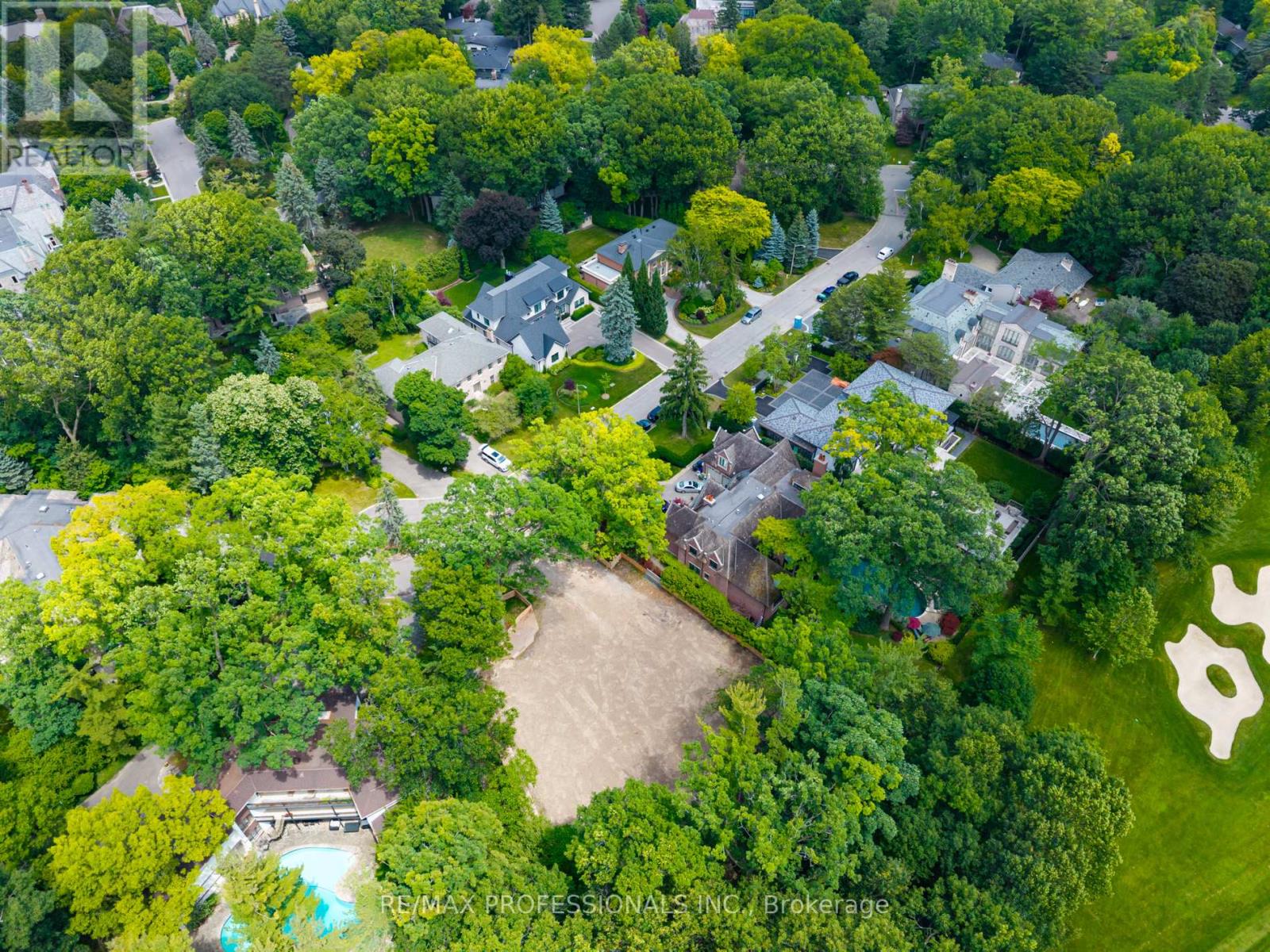 10 Woodmere Court, Toronto, Ontario  M9A 3J1 - Photo 15 - W13535100