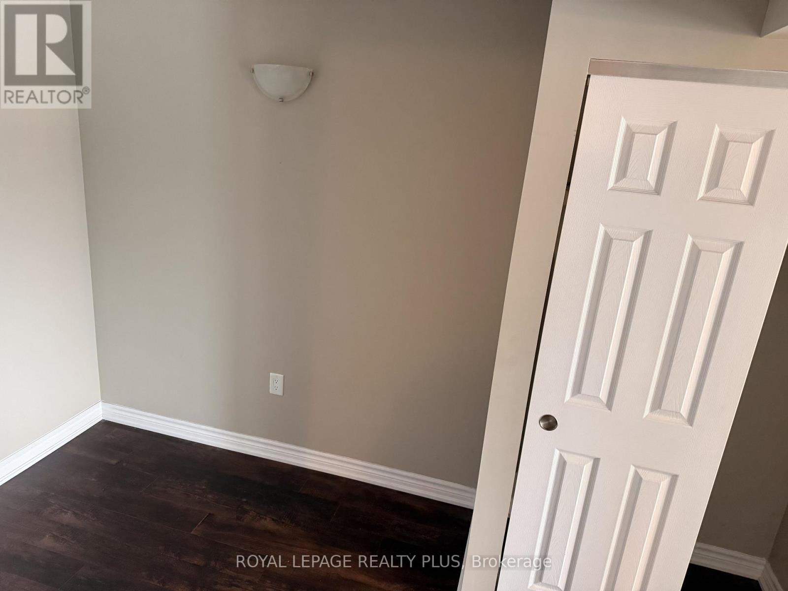 708 - 716 Main Street E, Milton, Ontario  L9T 3P6 - Photo 5 - W13129600