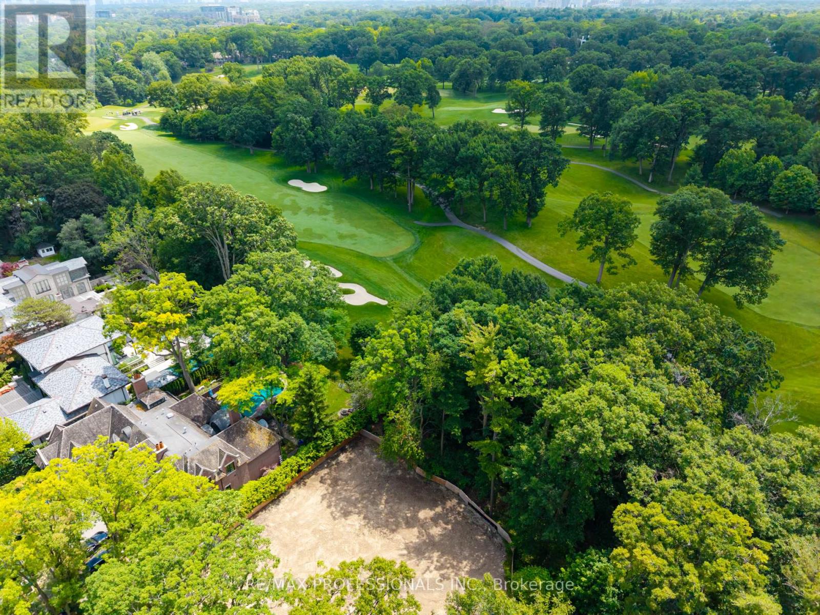 10 Woodmere Court, Toronto, Ontario  M9A 3J1 - Photo 16 - W13535100