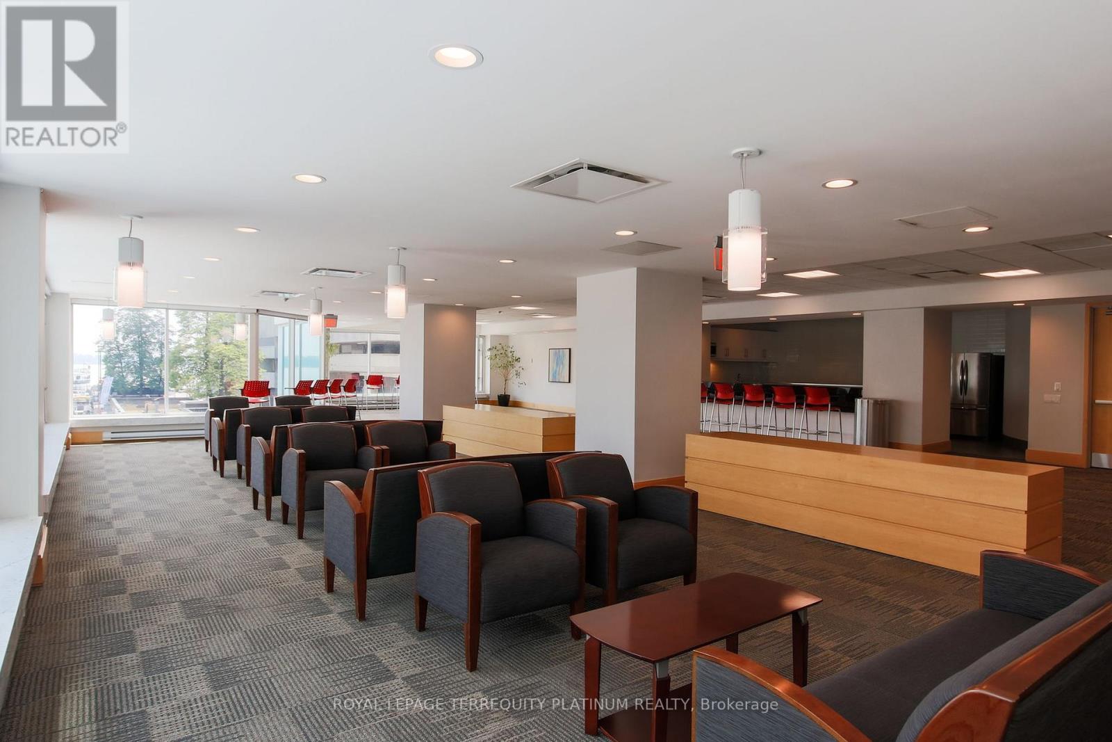 2409 - 10 Yonge Street, Toronto, Ontario  M5E 1R4 - Photo 16 - C13810412