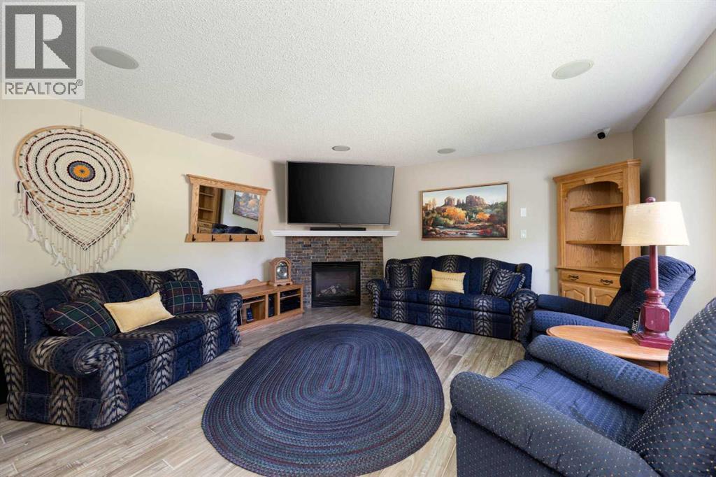 9 Bondiss Drive