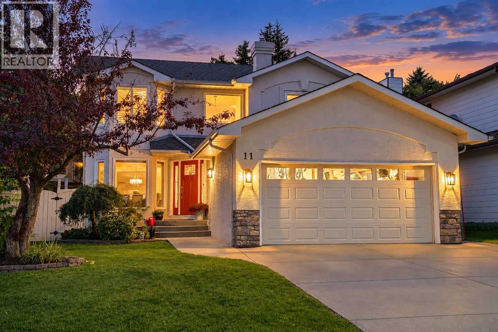 11 Sienna Hills Place SW, Calgary, Alberta  T3H 2W1 - Photo 1 - A2340366