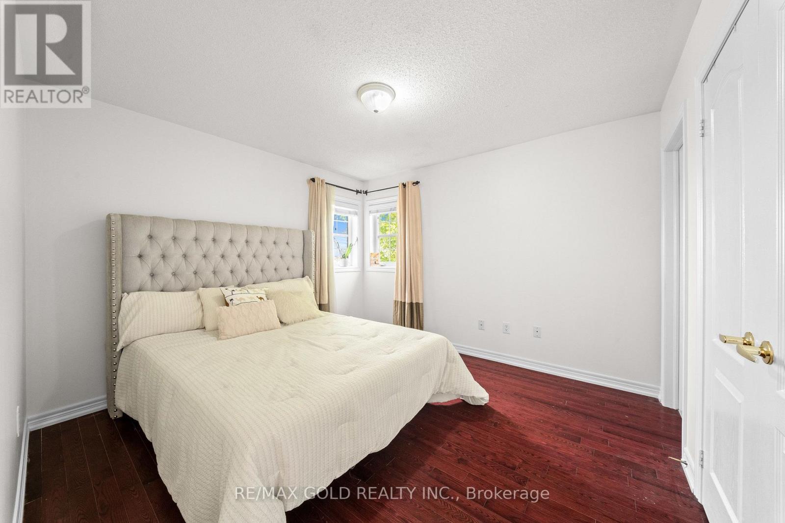 29 Royal Links Circle, Brampton, Ontario  L6P 2Z9 - Photo 25 - W13809574